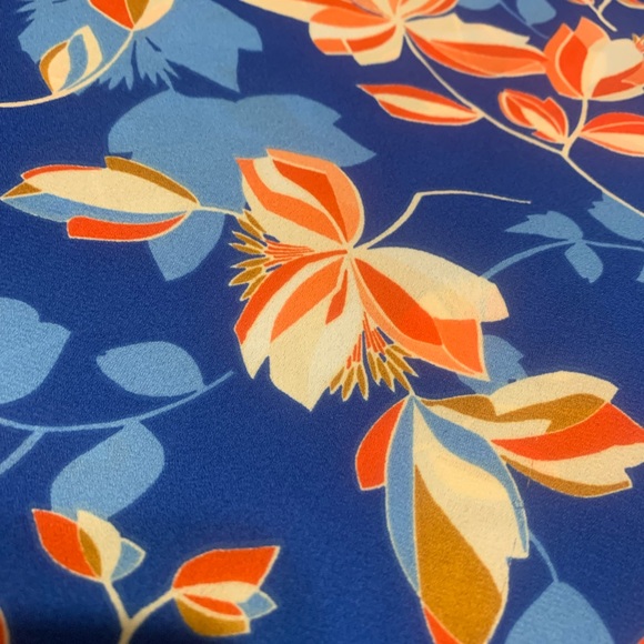 Rose+Olive blue floral cold shoulder top. Size XL. Gorgeous vibrant blue color. - Picture 4 of 4